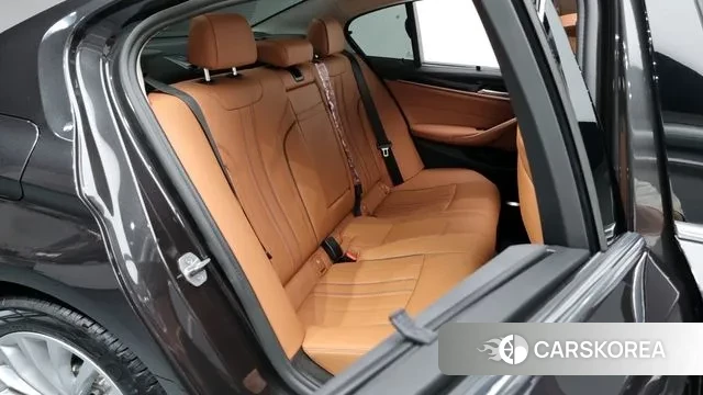 BMW 5 Series (G30) 2021 Серый из Кореи, фото 3