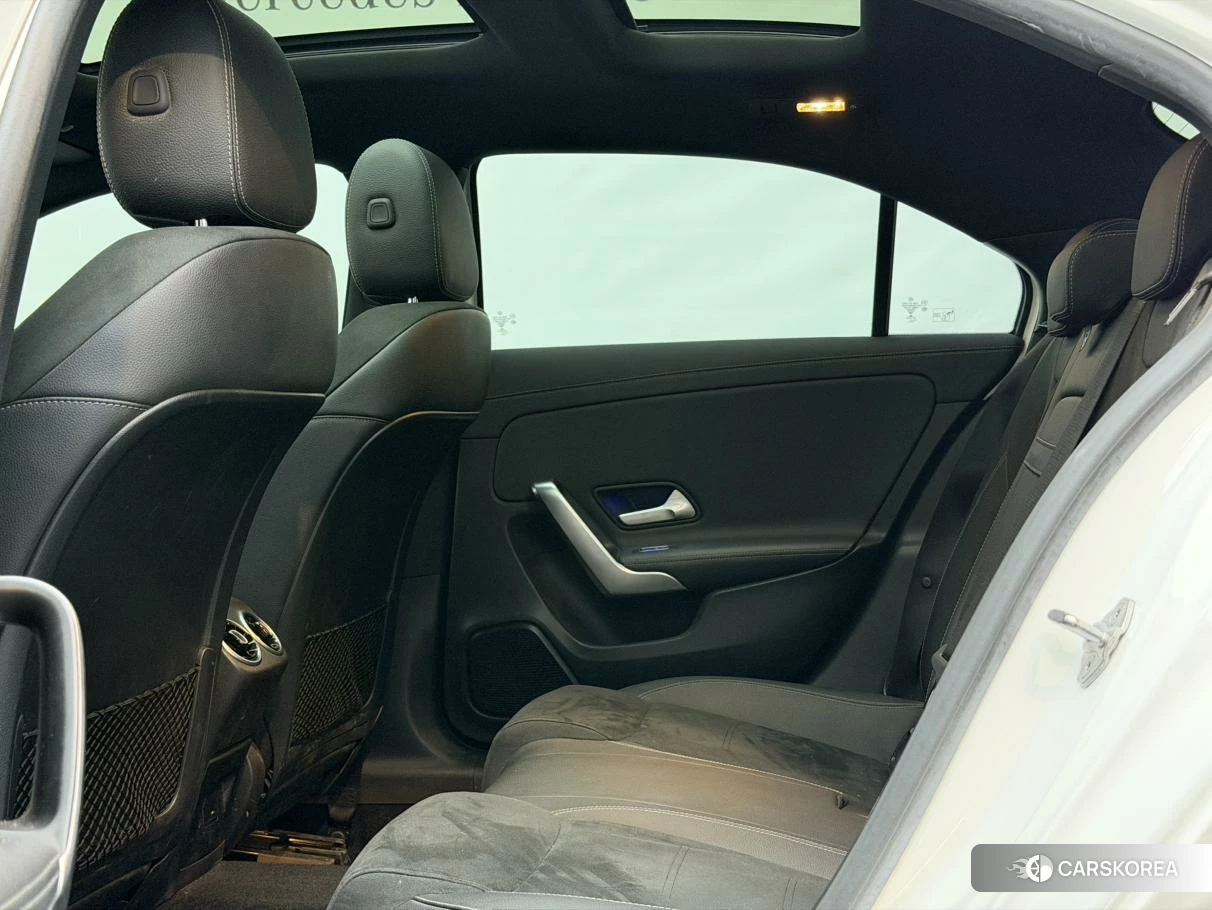 Mercedes-Benz Class A 2021 Белый из Китая, фото 3