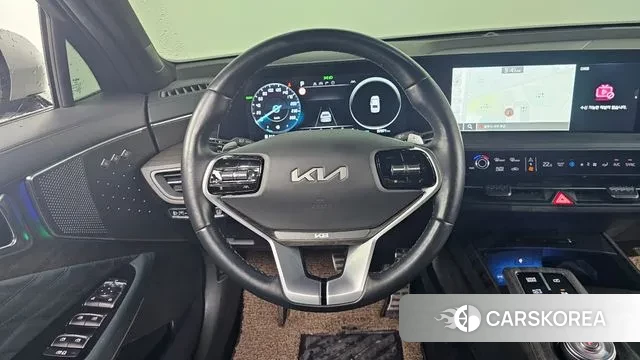 Kia K8 Hybrid 2023 Серебристо-серый из Кореи, фото 3