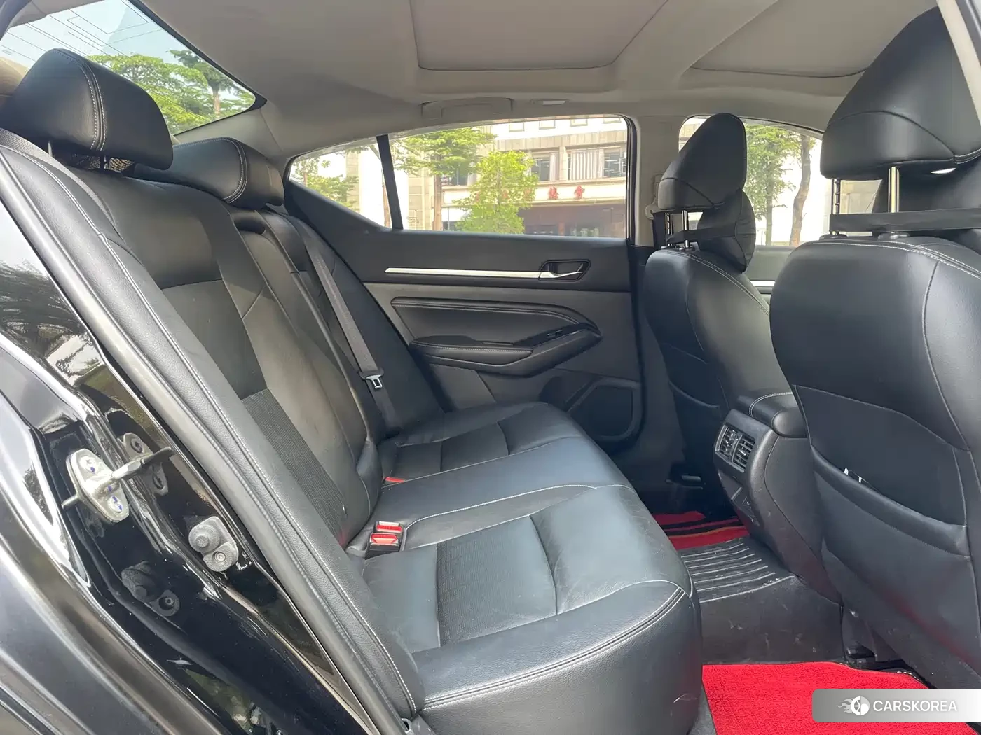 Nissan Altima 2022 Черный из Китая, фото 3