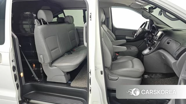 Hyundai The New Grand Starex 2021 Белый из Кореи, фото 3