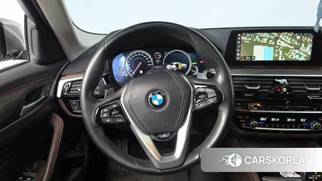 BMW 5 Series (G30) 2018 Серый из Кореи, фото 3