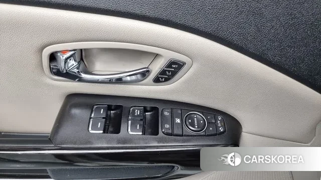 Kia The New Carnival 2018 Белый из Кореи, фото 3
