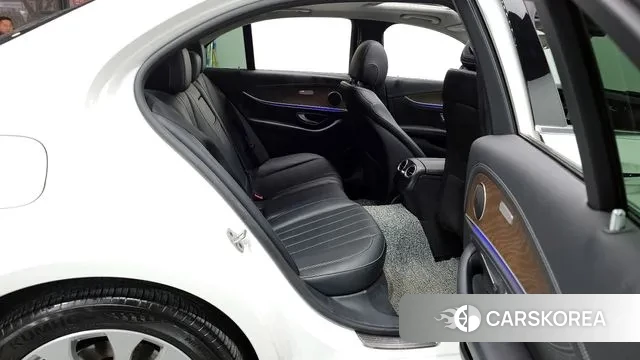 Mercedes-Benz E-Class W213 2019 Белый из Кореи, фото 3