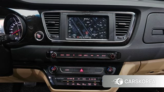 Kia The New Carnival 2019 Белый из Кореи, фото 3
