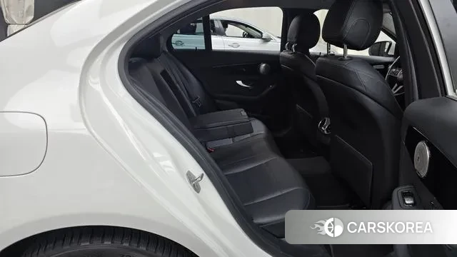 Mercedes-Benz C-Class W205 2019 Белый из Кореи, фото 3