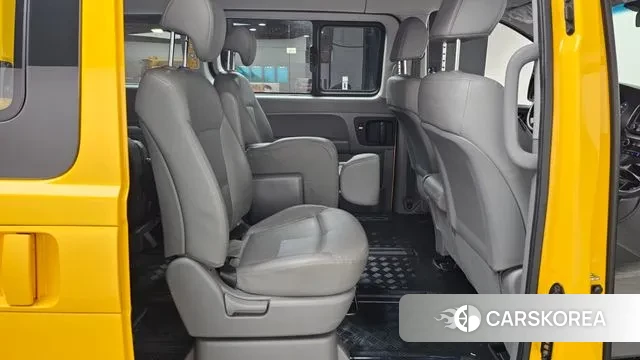 Hyundai The New Grand Starex 2021 Желтый из Кореи, фото 3