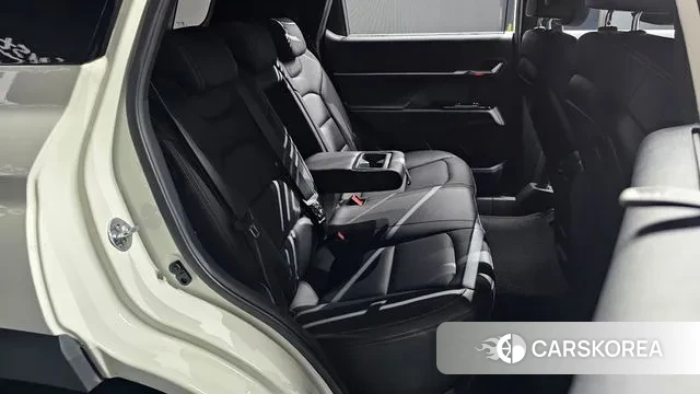 Ssangyong Torres EVX 2024 Белый из Кореи, фото 3