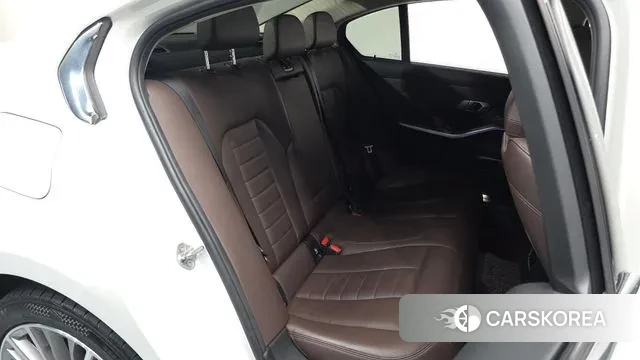 BMW 3 Series (G20) 2021 Белый из Кореи, фото 3