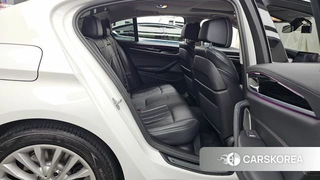 BMW 5 Series (G30) 2020 Белый из Кореи, фото 3