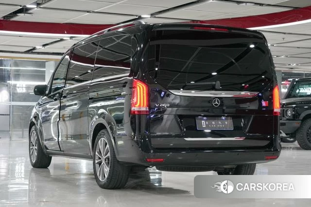 Mercedes-Benz V-class 2023 Черный из Китая, фото 3