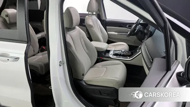 Kia Carnival 4th generation 2020 Белый из Кореи, фото 3