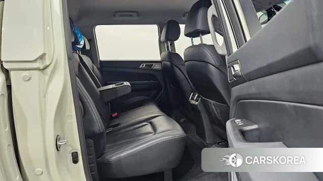 Ssangyong Rexton Sports 2018 Белый из Кореи, фото 3