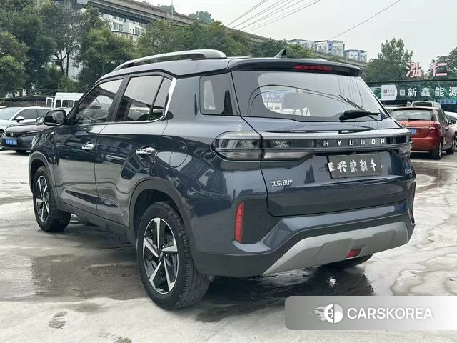 Hyundai ix35 2022 Темно-серый из Китая, фото 3