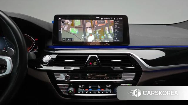 BMW 6 Series GT (G32) 2022 Черный из Кореи, фото 3