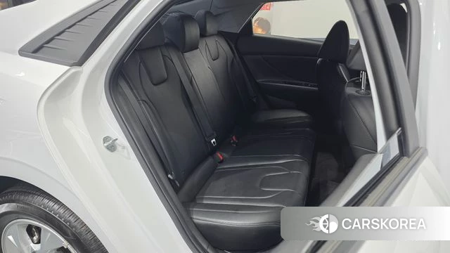 Hyundai Avante (CN7) 2021 Белый из Кореи, фото 3