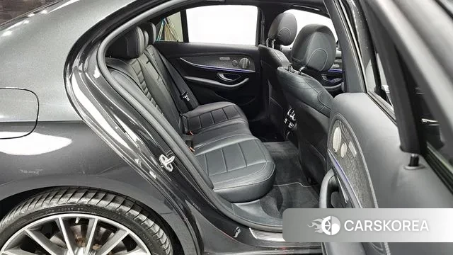 Mercedes-Benz E-Class W213 2021 Серый из Кореи, фото 3