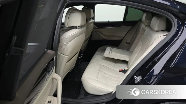 BMW 5 Series (G30) 2019 Черный из Кореи, фото 3