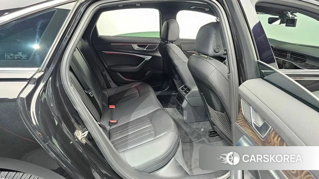 Audi A6 (C8) 2020 Черный из Кореи, фото 3