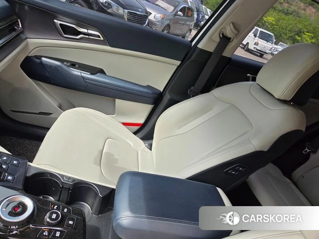 Kia Sportage 5th Generation 2021 Белый из Кореи, фото 3