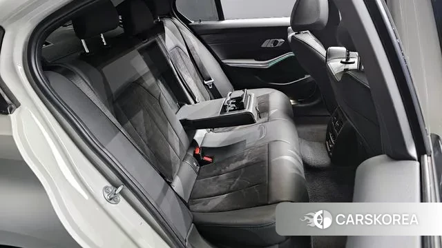 BMW 3 Series (G20) 2019 Белый из Кореи, фото 3