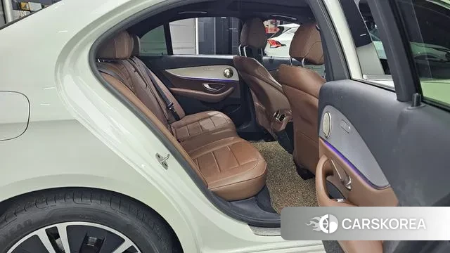 Mercedes-Benz E-Class W213 2021 Белый из Кореи, фото 3