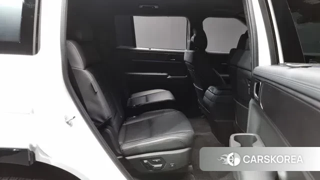 Hyundai Santa Fe (MX5) 2023 Белый из Кореи, фото 3