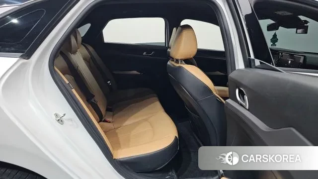 Kia K5 Hybrid 3rd Generation 2022 Белый из Кореи, фото 3