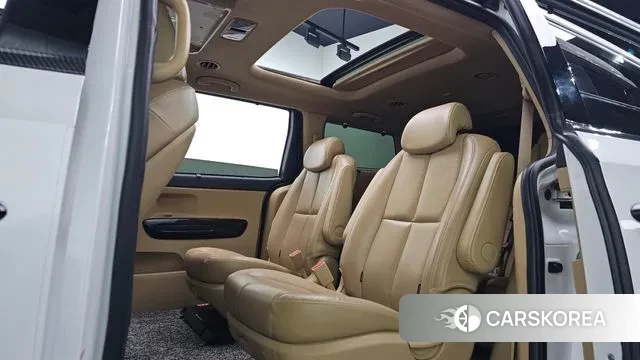 Kia All New Carnival 2018 Белый из Кореи, фото 3