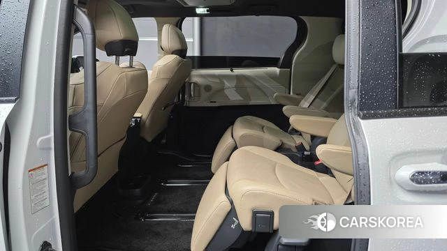 Toyota Sienna 4th Generation 2024 Белый из Кореи, фото 3
