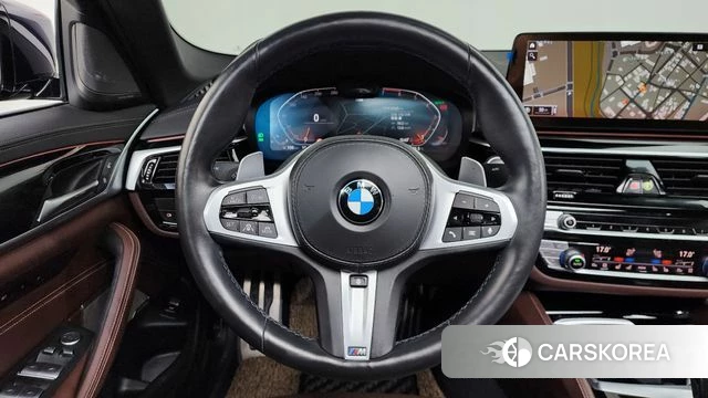 BMW 5 Series (G30) 2021 Черный из Кореи, фото 3