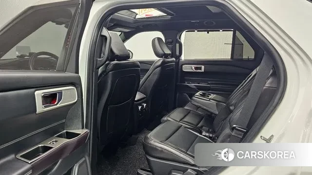 Ford Explorer 6th Generation 2020 Белый из Кореи, фото 3