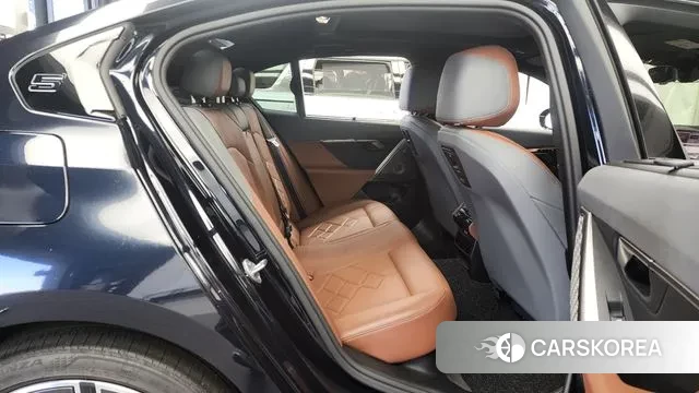 BMW i5 (G60) 2024 Черный из Кореи, фото 3