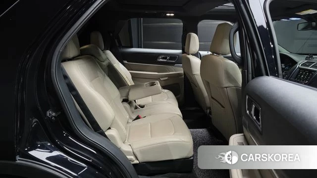 Ford Explorer 2018 Черный из Кореи, фото 3
