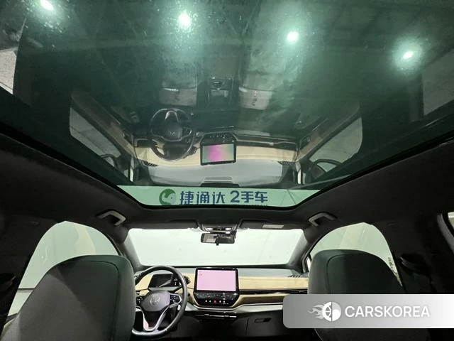 Volkswagen ID.4 X 2022 Белый из Китая, фото 3