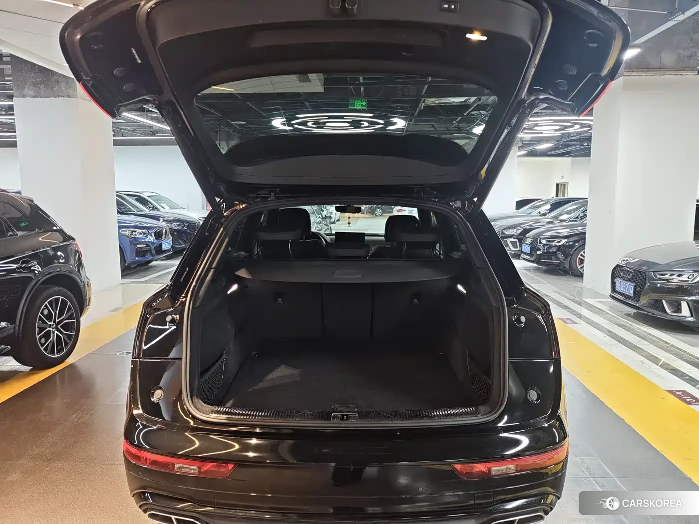 Audi Q5L 2023 Черный из Китая, фото 3