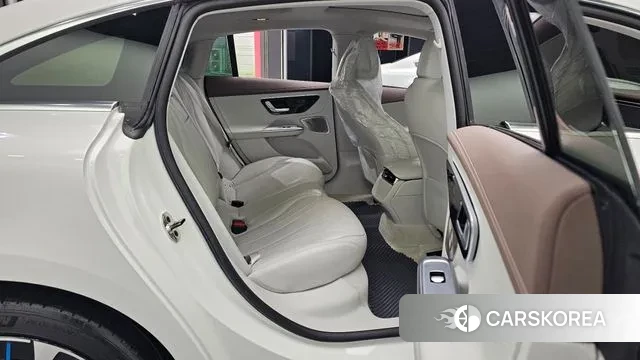 Mercedes-Benz EQE V295 2023 Белый из Кореи, фото 3