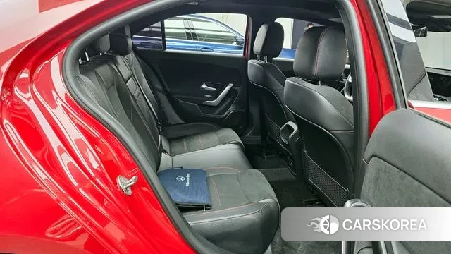 Mercedes-Benz A-Class W177 2022 Красный из Кореи, фото 3