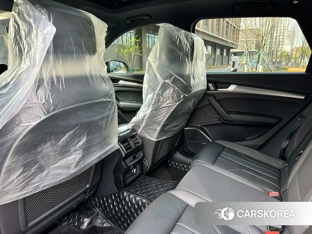 Audi Q5L 2024 Белый из Китая, фото 3