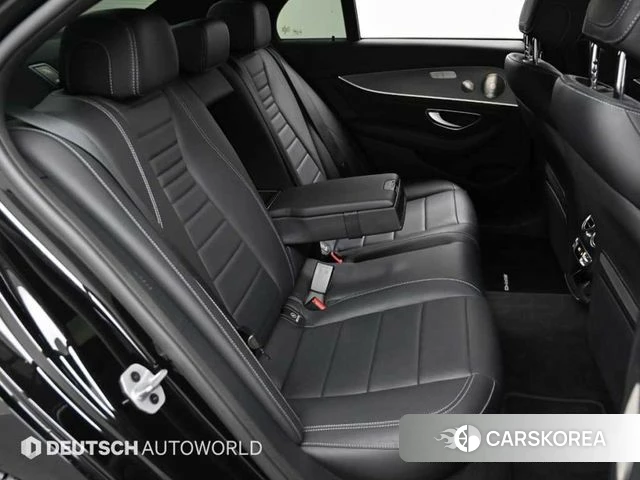 Mercedes-Benz E-Class W213 2023 Черный из Кореи, фото 3