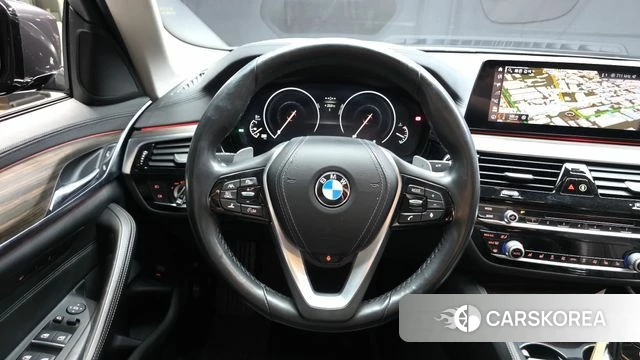 BMW 5 Series (G30) 2019 Серый из Кореи, фото 3