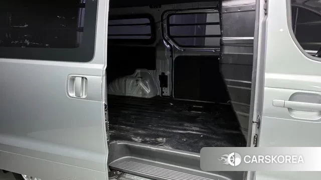 Hyundai The New Grand Starex 2019 Серебристо-серый из Кореи, фото 3