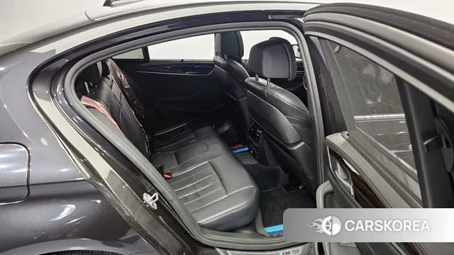 BMW 5 Series (G30) 2022 Серый из Кореи, фото 3