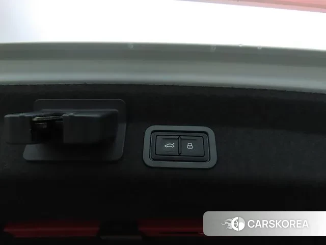 Audi A6 (C8) 2020 Белый из Кореи, фото 3