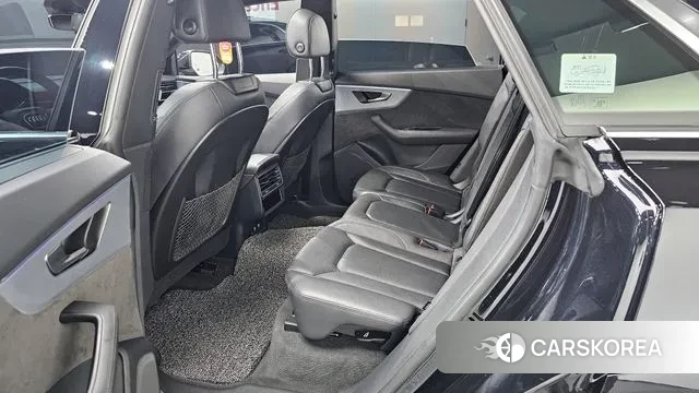 Audi Q8 (4M) 2021 Черный из Кореи, фото 3