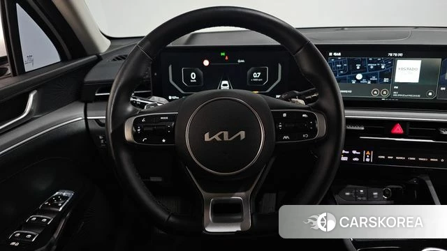 Kia The New K5 3rd generation 2025 Белый из Кореи, фото 3