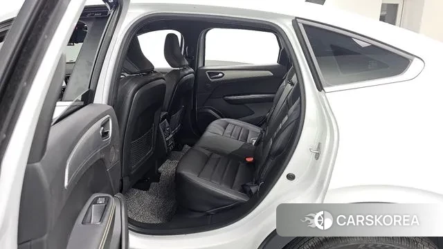 Renault Korea (Samsung) Arcana 2024 Белый из Кореи, фото 3