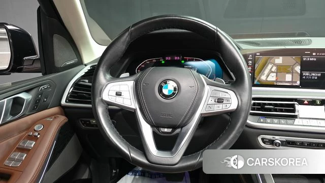 BMW X7 (G07) 2021 Черный из Кореи, фото 3