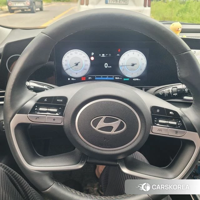 Hyundai The New Avante (CN7) 2023 Серый из Кореи, фото 3