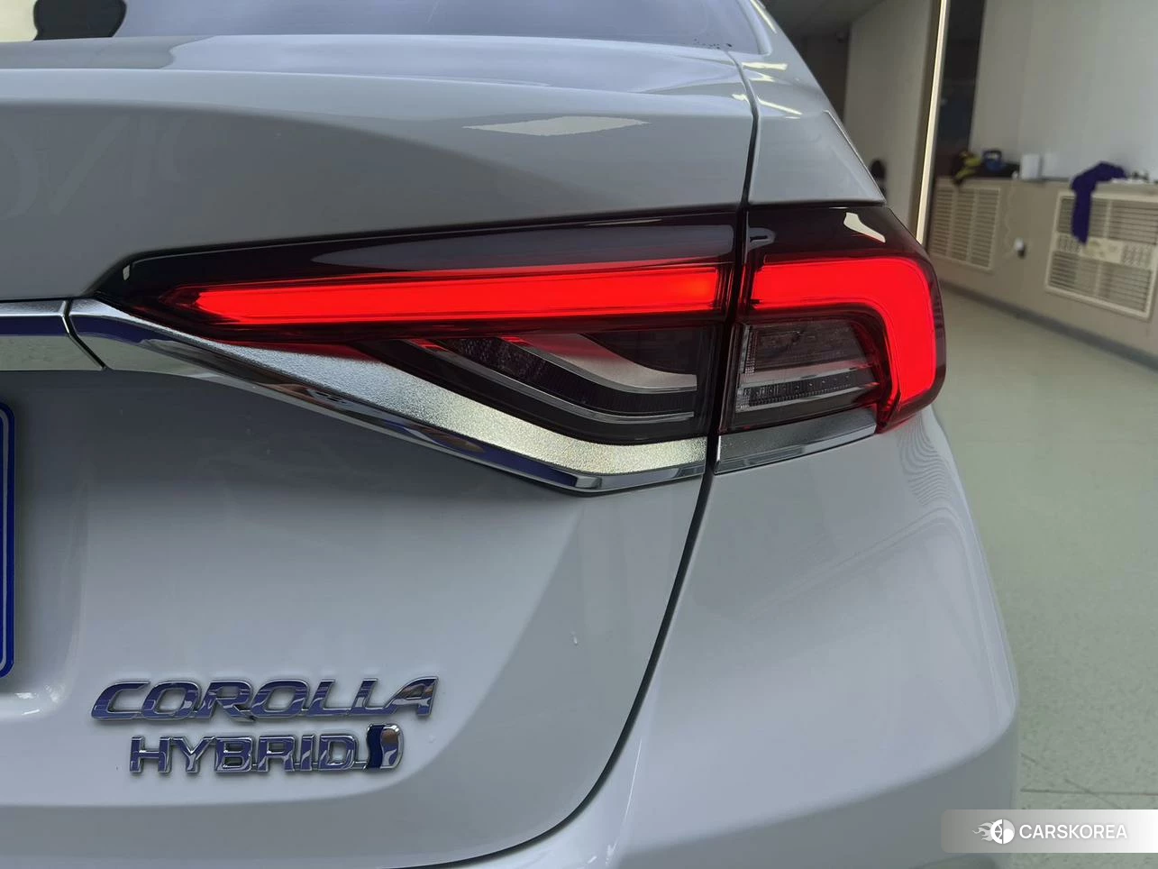 Toyota Corolla 2023 Белый из Китая, фото 3